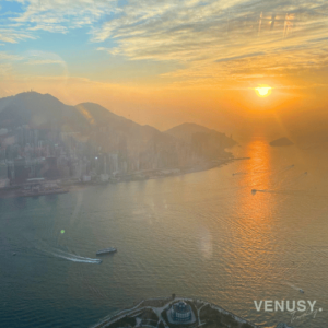 リッツカールトン香港クリスマスアフタヌーンティーの夕日絶景写真